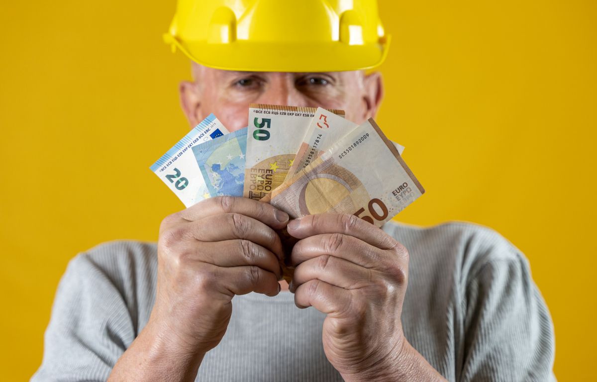 Cuánto cuesta contratar a un trabajador en España: el coste real para la empresa 1 Cuánto cuesta contratar a un trabajador en España